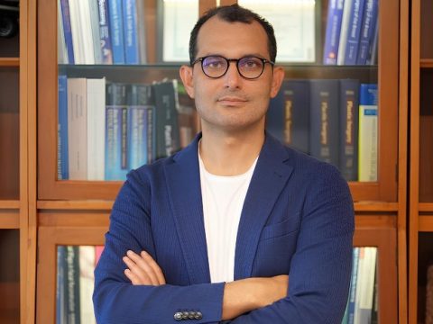 Prof. Dr. Osman Kelahmetoğlu — Plastik, Rekonstrüktif ve Estetik Cerrahi